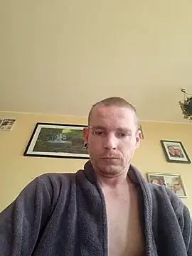 Snapshot of piercingpik chatting on 01-08-26, 12:40 piercingpik online show from 01-08-26, 12:40