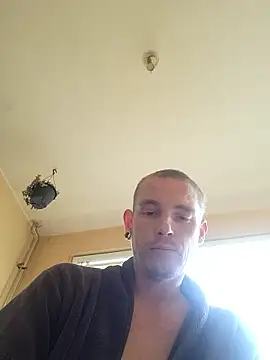 Snapshot of piercingpik chatting on 01-10-26, 12:40 piercingpik online show from 01-10-26, 12:40