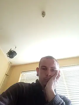 Snapshot of piercingpik chatting on 01-16-26, 12:09 piercingpik online show from 01-16-26, 12:09