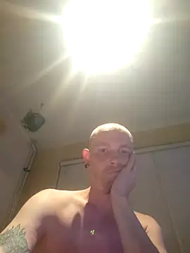 piercingpik online show from 05-30-26, 09:01