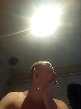Snapshot of piercingpik chatting on 06-21-26, 10:12 piercingpik online show from 06-21-26, 10:12