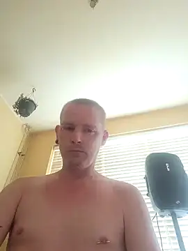Snapshot of piercingpik chatting on 06-24-26, 01:43 piercingpik online show from 06-24-26, 01:43