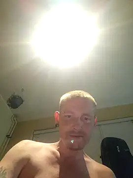 Snapshot of piercingpik chatting on 07-06-26, 08:55 piercingpik online show from 07-06-26, 08:55