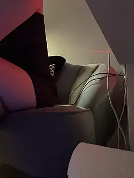 AikoYamada online show from 11-25-25, 06:13