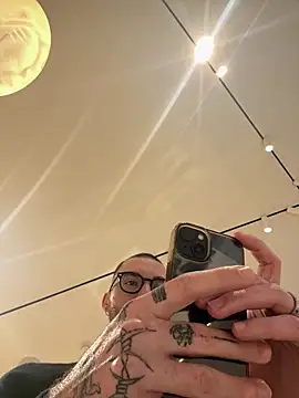 xAaronx9095 online show from 09-28-25, 12:05