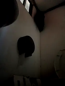 Secreto25 online show from 10-20-25, 04:24