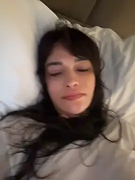 Snapshot of Ofcourseoneday chatting on 04-10-26, 06:40 Ofcourseoneday online show from 04-10-26, 06:40