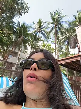 Snapshot of Ofcourseoneday chatting on 04-11-26, 03:22 Ofcourseoneday online show from 04-11-26, 03:22