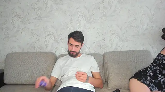 sophywhisper online show from 10-15-25, 06:57