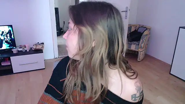 Aliens4twenty online show from 11-02-25, 09:55