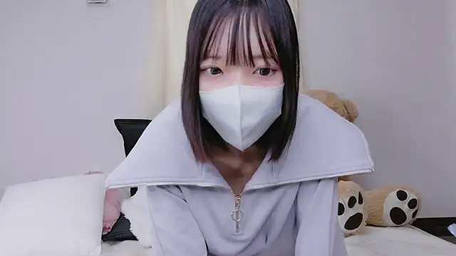 Azusa 128 online show from 10-08-25, 07:28