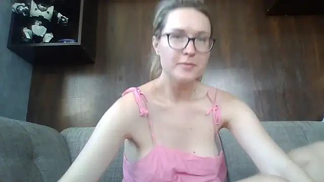 Snapshot of Jugira chatting on 06-20-26, 12:08 Jugira online show from 06-20-26, 12:08