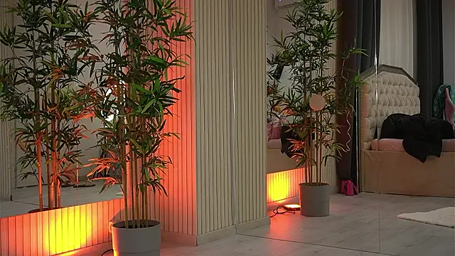 Snapshot of EmmaBlanco chatting on 02-20-26, 08:31 EmmaBlanco online show from 02-20-26, 08:31