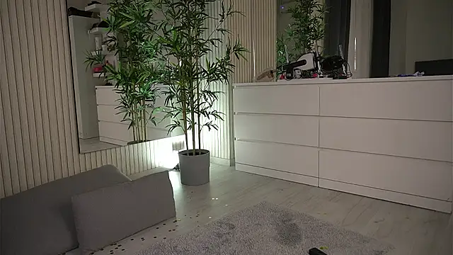 Snapshot of EmmaBlanco chatting on 03-10-26, 06:29 EmmaBlanco online show from 03-10-26, 06:29