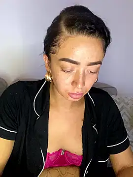 ItsCOCOx online show from 09-26-25, 07:07