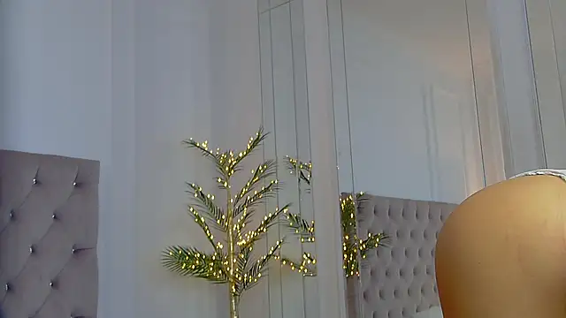 KimmDaviss online show from 06-20-26, 01:36