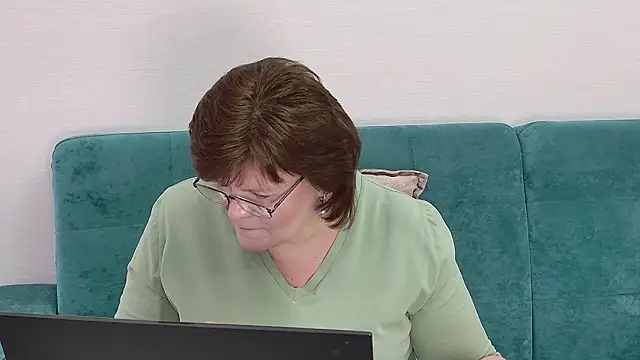 Sandra Sunrise online show from 02-24-26, 01:20