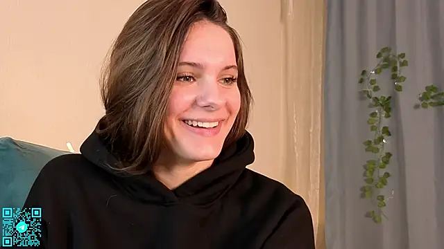 chloemilka online show from 10-17-25, 07:49