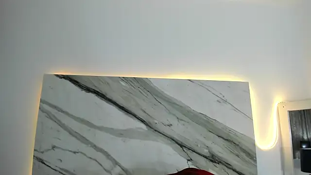 thamiina  online show from 09-28-25, 11:59