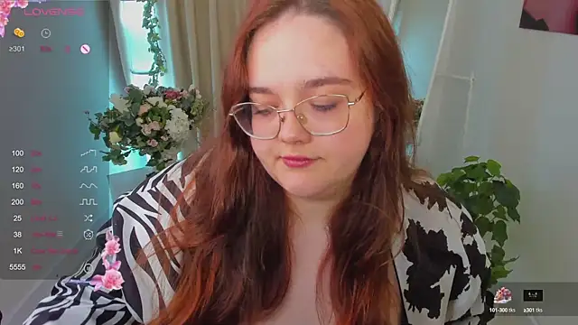 Neko Moor online show from 09-30-25, 08:36