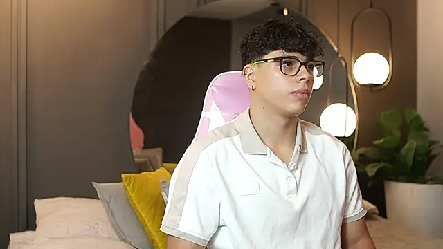 Ethan occonor online show from 09-30-25, 12:54