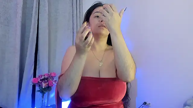 Snapshot of Maitte_love chatting on 09-24-25, 10:29 Maitte love online show from 09-24-25, 10:29