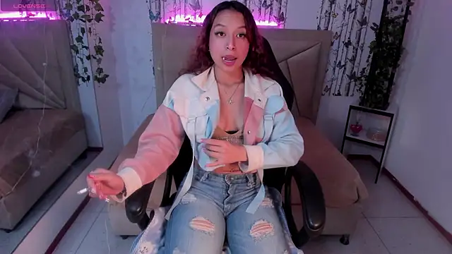 Snapshot of anna_moon11 chatting on 03-12-26, 04:51 anna moon11 online show from 03-12-26, 04:51