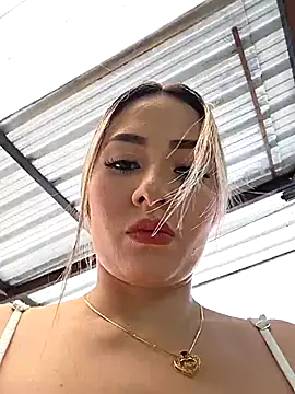 Natasanz online show from 05-06-26, 07:41