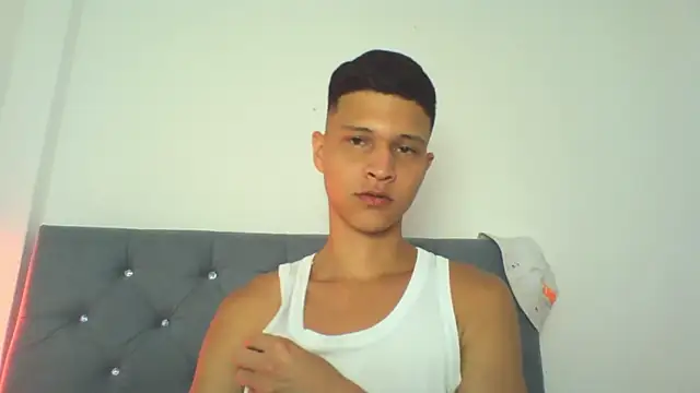 Twinkcock22 online show from 09-29-25, 04:28