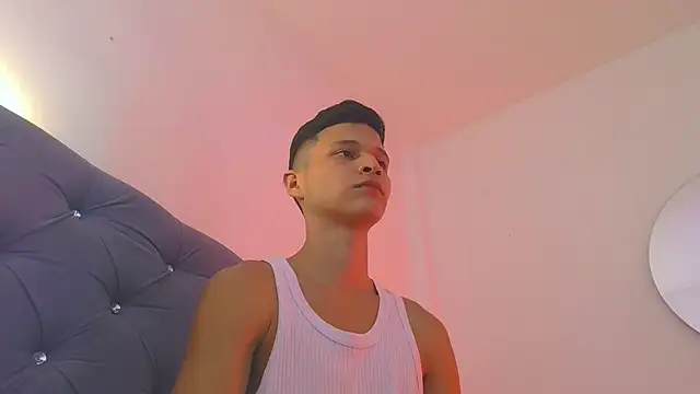 Twinkcock22 online show from 10-06-25, 03:48