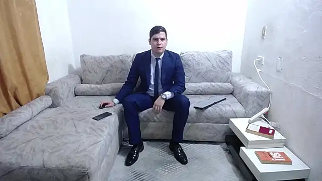 Victor Maitland online show from 06-24-26, 04:00