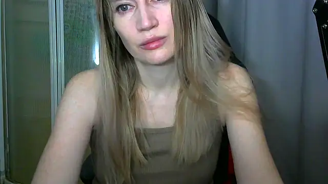 JessFoxxx online show from 03-01-26, 03:19