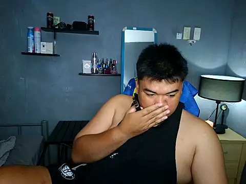 Snapshot of arthur_shelby2 chatting on 10-15-25, 02:01 arthur shelby2 online show from 10-15-25, 02:01