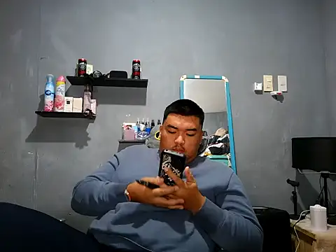 Snapshot of arthur_shelby2 chatting on 11-05-25, 04:23 arthur shelby2 online show from 11-05-25, 04:23