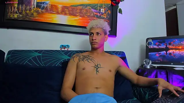 ECSTASYX2 2001 online show from 01-13-26, 03:56