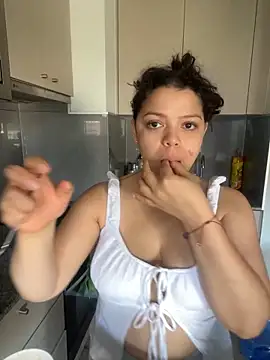 Amanda sweet online show from 01-17-25, 06:54