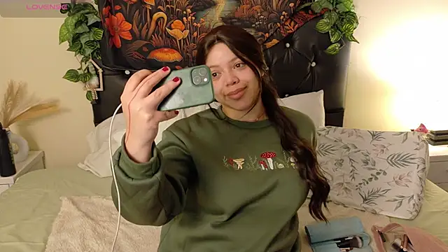 Amanda sweet online show from 10-11-25, 01:09