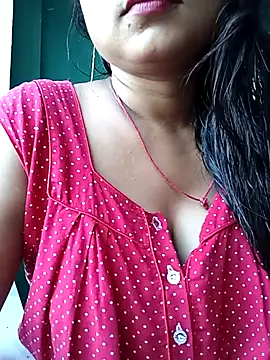 Desi couple305 online show from 09-28-25, 01:33