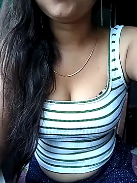 Desi couple305 online show from 10-07-25, 01:25