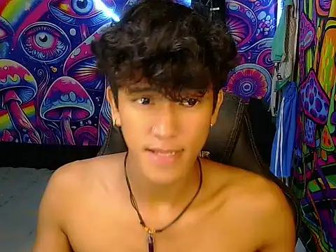 Snapshot of kenbigcockxx chatting on 06-11-26, 07:01 kenbigcockxx online show from 06-11-26, 07:01
