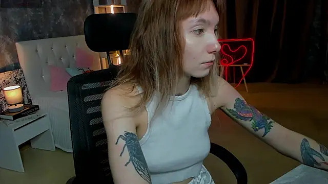 Snapshot of tattoo_art_baby chatting on 10-17-25, 01:20 tattoo art baby online show from 10-17-25, 01:20