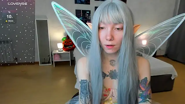 Snapshot of tattoo_art_baby chatting on 10-30-25, 01:40 tattoo art baby online show from 10-30-25, 01:40