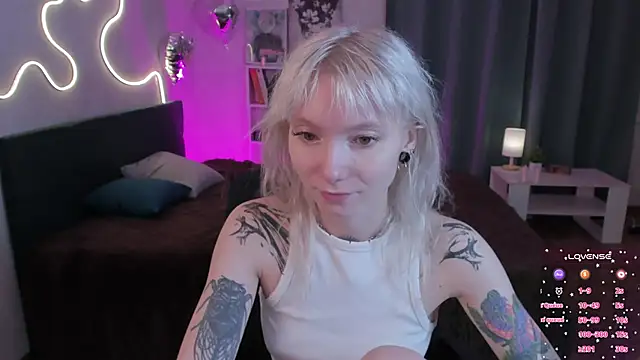 Snapshot of tattoo_art_baby chatting on 04-26-26, 06:55 tattoo art baby online show from 04-26-26, 06:55