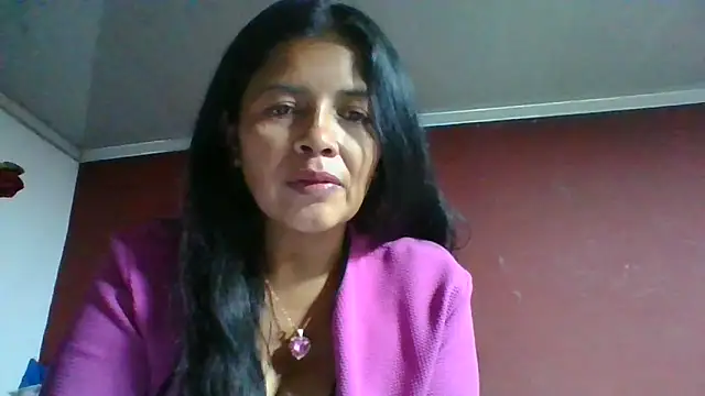 DianaOchoa  online show from 04-06-26, 02:42