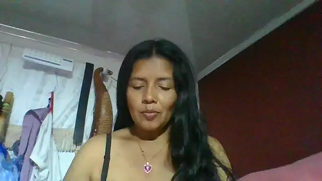 DianaOchoa  online show from 05-10-26, 03:23