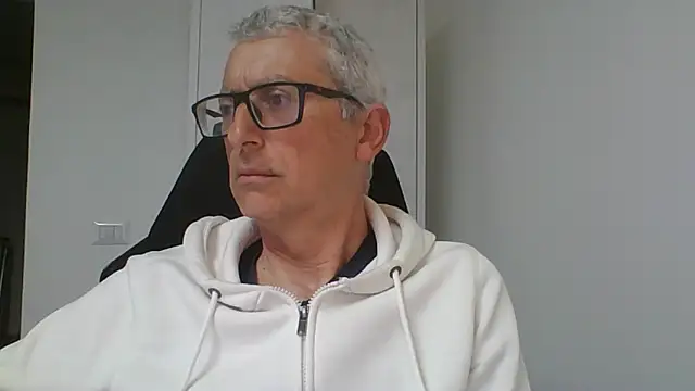 Sensor2000 online show from 04-14-26, 04:02