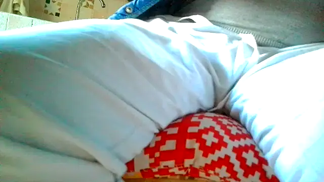 Snapshot of Prince-sexy chatting on 09-12-25, 06:57 Prince-sexy online show from 09-12-25, 06:57
