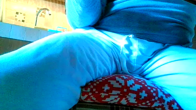 Snapshot of Prince-sexy chatting on 09-18-25, 05:53 Prince-sexy online show from 09-18-25, 05:53