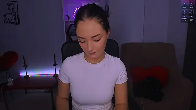 miki-niki online show from 11-14-25, 10:47