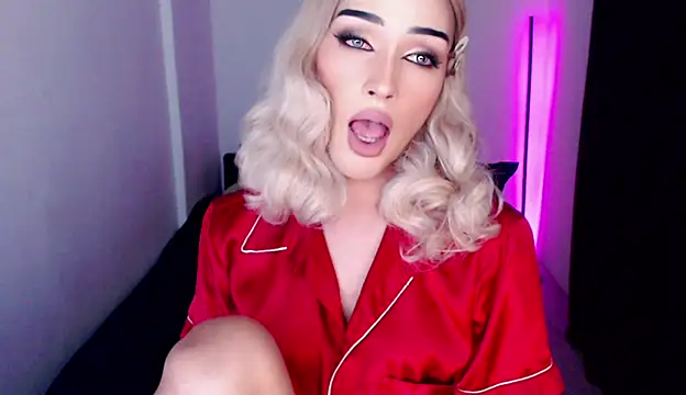 Alicegreenexx online show from 06-14-26, 04:09